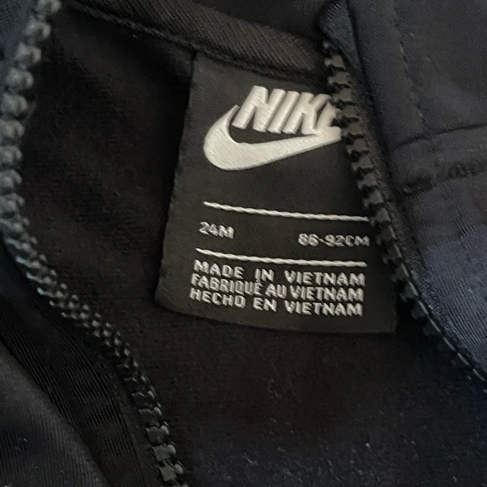 Nike Black & Light Gray Kids Athletic Track Jacket and Pants - Picture 4 of 11